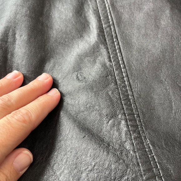 Vintage 80s Black Leather Bomber Jacket - Picture 10 of 11